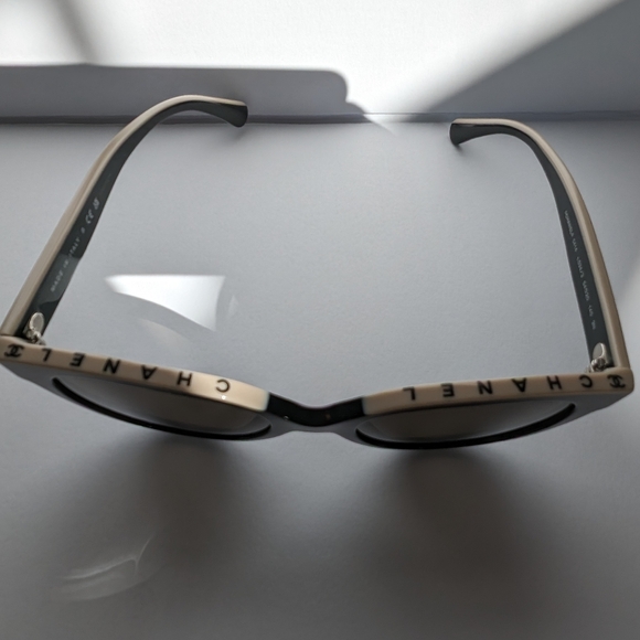 Authentic Chanel Butterfly Sunglasses 5414 C534/3  Black & Beige - Picture 7 of 12